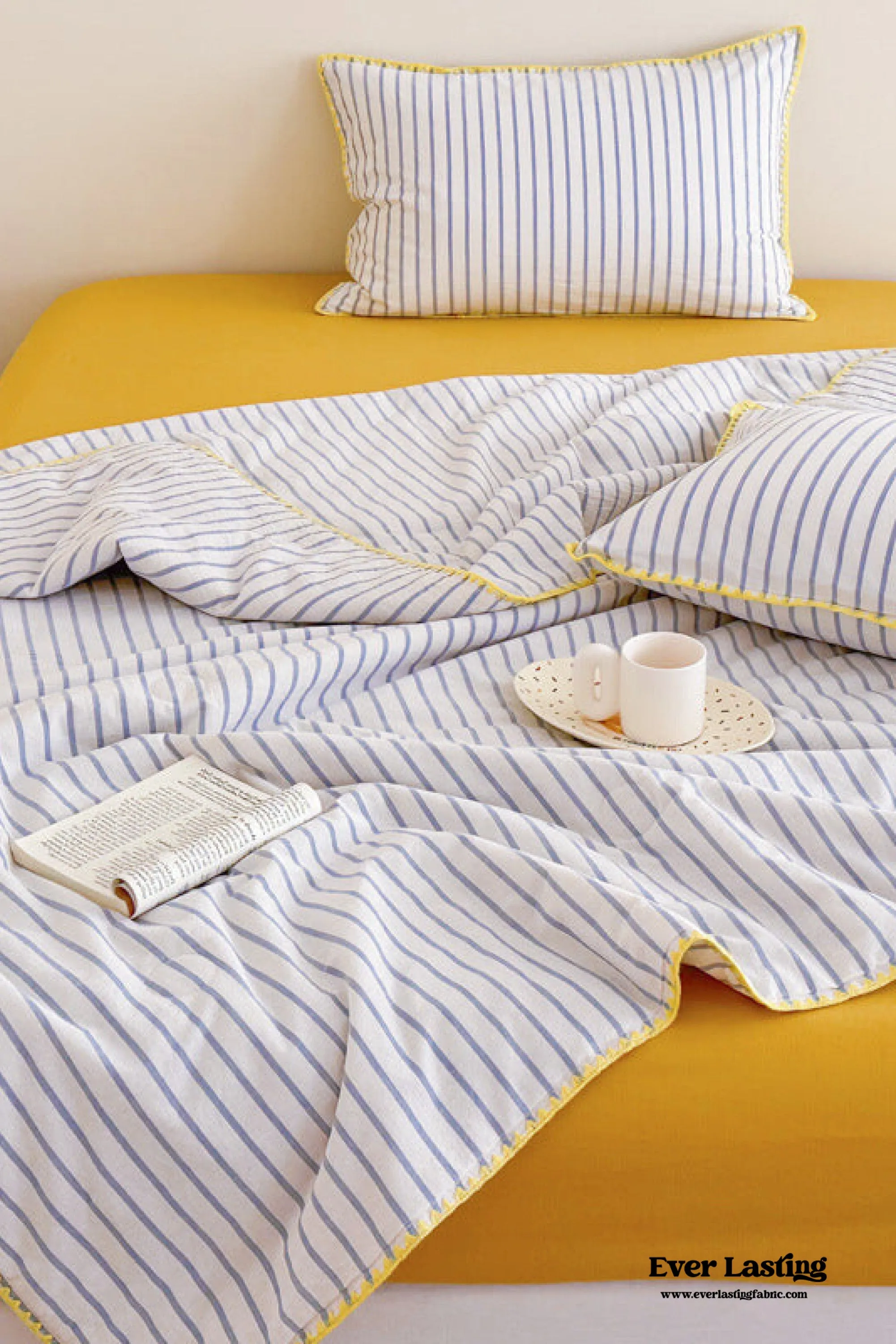 Striped Breathable Blanket Set / Blue